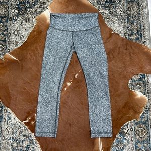 Lululemon cropped leggings